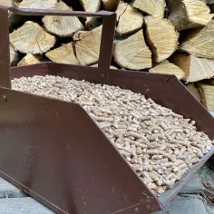 Ile kosztuje tona pelletu? Zaskakujące różnice cen w Polsce