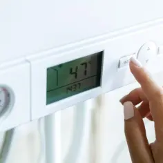 Ile prądu zużywa bojler elektryczny 50l? Sprawdź koszty i oszczędności
